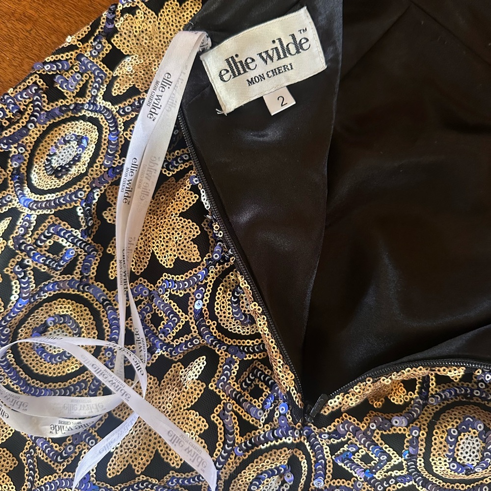 Ellie Wilde Gold & Black Sequin Cutout Strapless Prom Dress Size 2 Homecoming - Picture 12 of 16